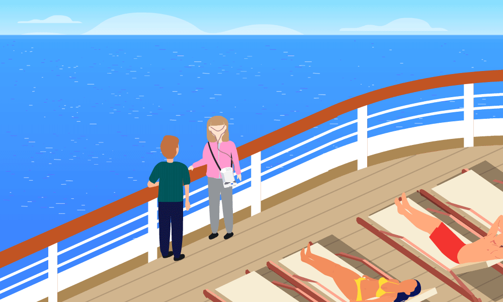 Urlaubsversorgung auf hoher See: Ein Paar an der Reling eines Kreuzfahrtschiffes, die Frau nutzt einen mobilen Sauerstoffkonzentrator mit Nasenbrille.